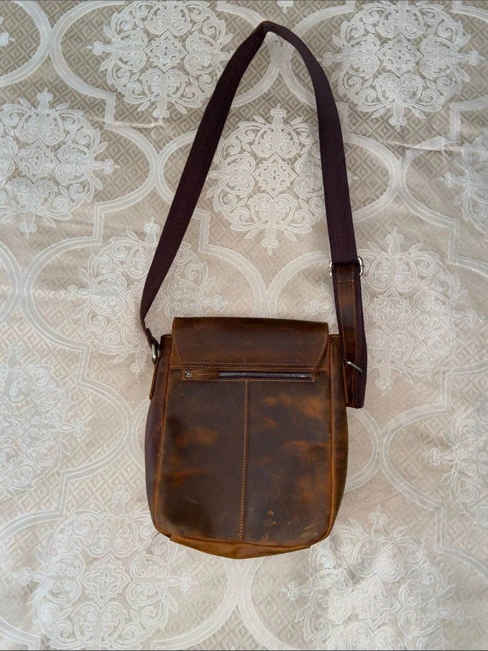 Vintage-Style Brown Leather Messenger Bag with Buckle Strap
